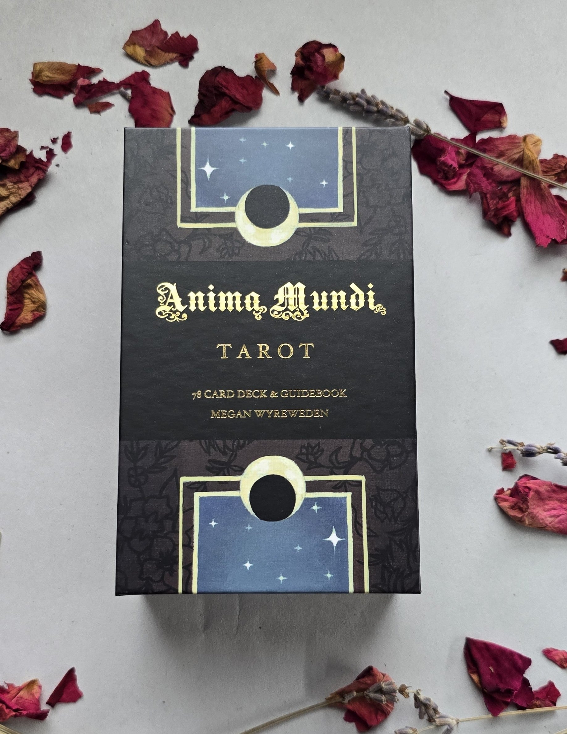 Anima Mundi Tarot - Nature Inspired - Tarot Deck and Guidebook