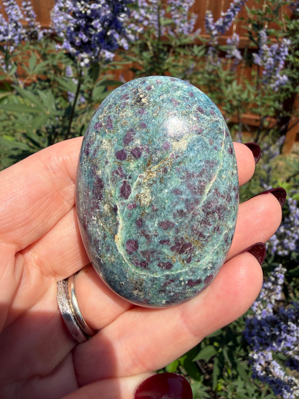 Ruby Fuchsite Pillow Palm Stone — India | 2.25"–2.5" | Natural