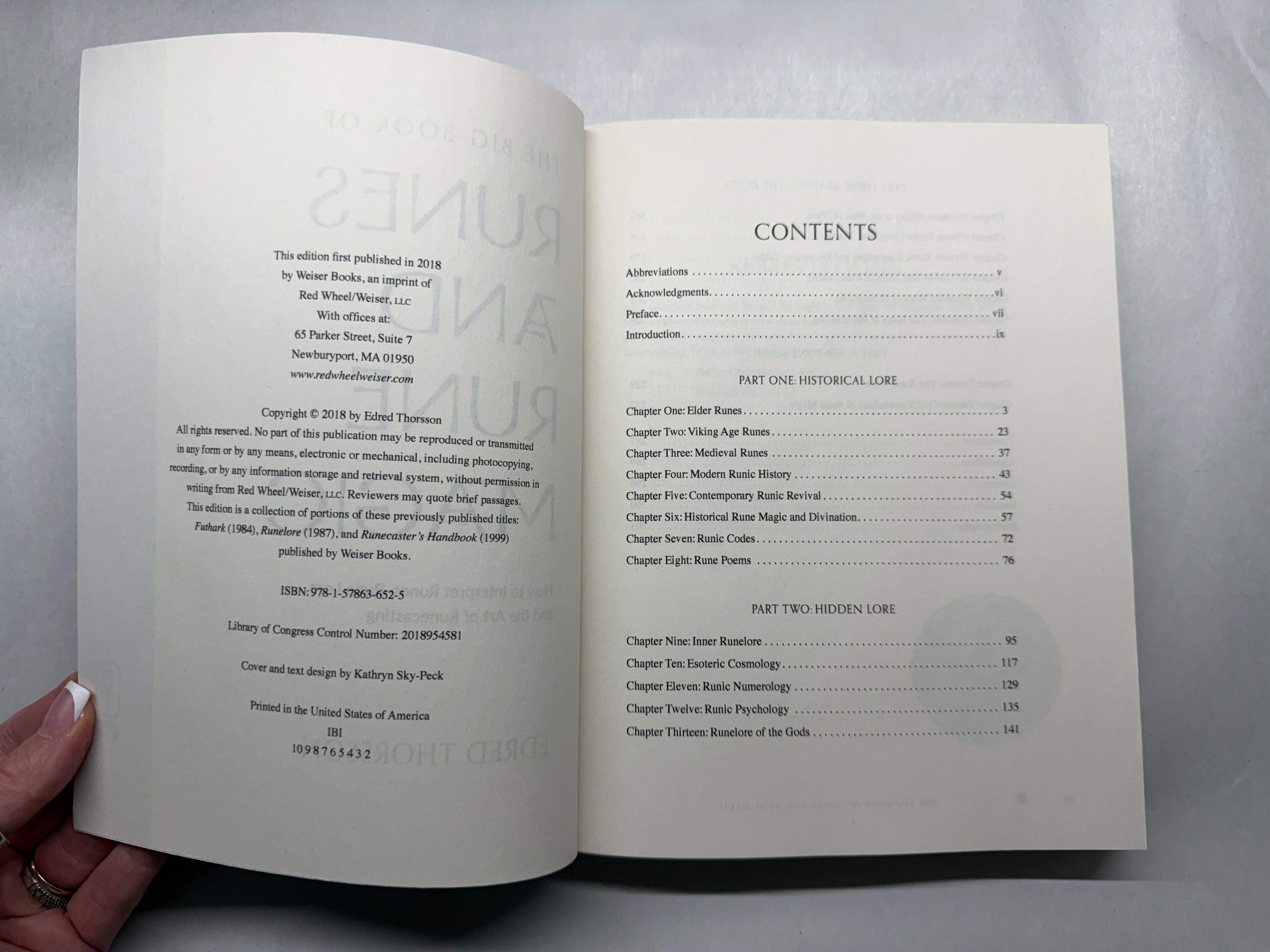 The Big Book of Runes and Rune Magic by Edred Thorsson, Elder Futhark Runecasting Guide