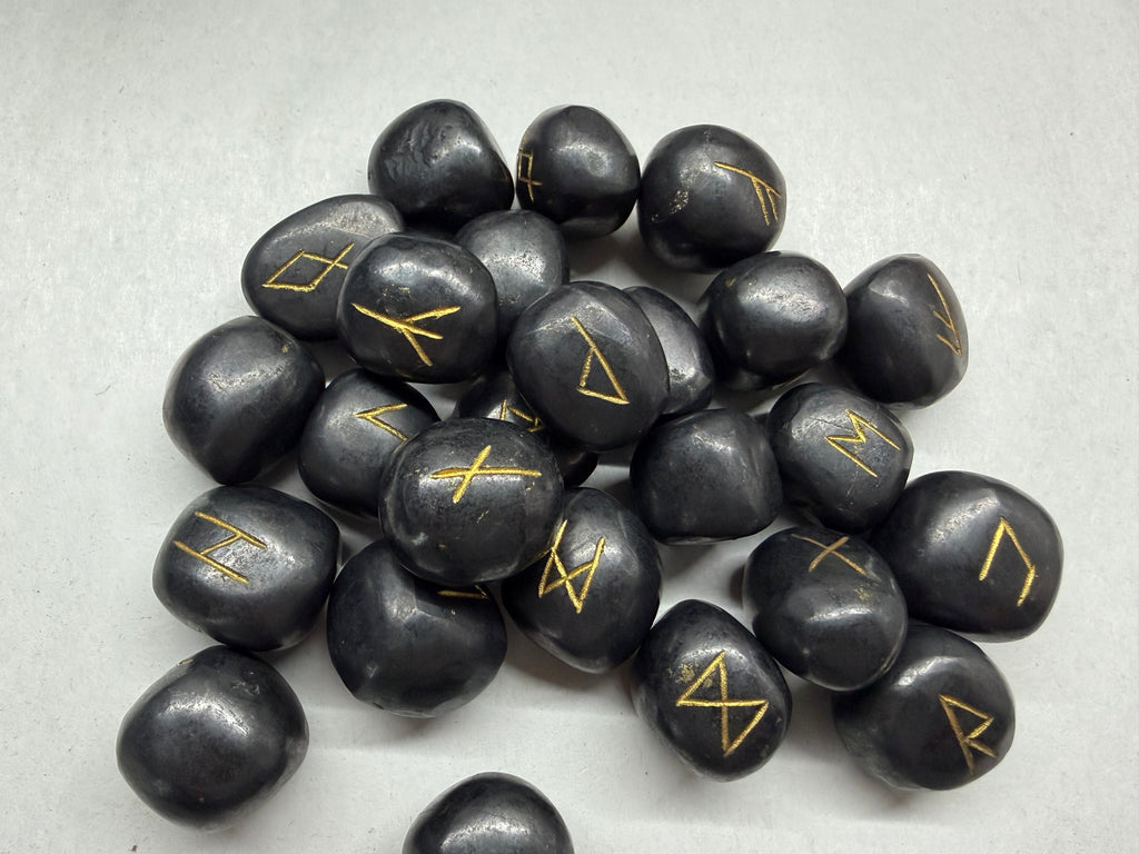 Shungite Rune Set, 25 Natural Gemstone Elder Futhark Runes with Velvet Bag and Cheat Sheet