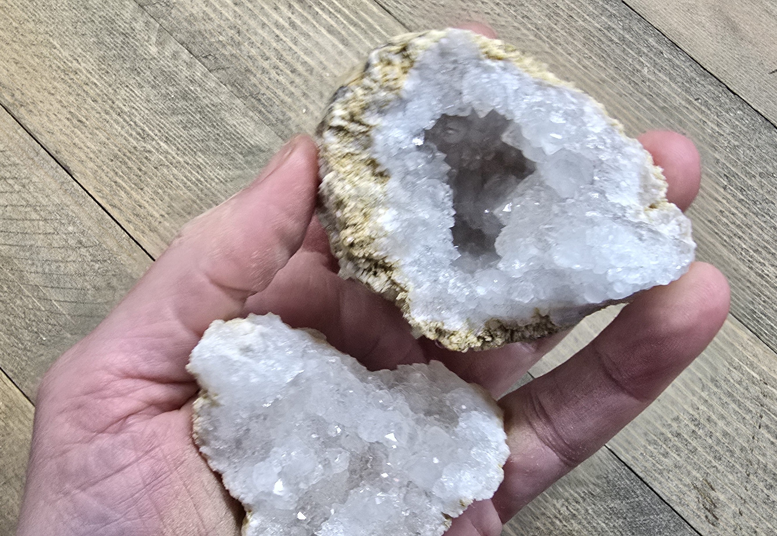 Break Your Own Geodes XL Large Unopened (3-4 pieces) Gift Box Quartz Crystal